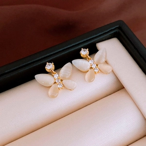 Sweet cat-eye stone and zircon butterfly stud earrings with gold-plated finish on box