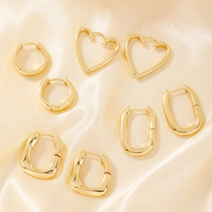 Minimalist Gold Plated Geometric Hoop Earrings Heart Shape Copper Jewelry With Earring Post