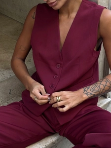 Burgundy v-neck vest and straight-leg trousers two-piece formal suit set for women