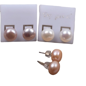 Elegant natural freshwater pearl stud earrings in white and pink with silver pins