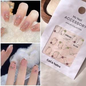 Bijoux De Décoration Pour Ongles En Alliage Avec Strass Étoile Croix Creuse Pour Accessoires De Manucure DIY