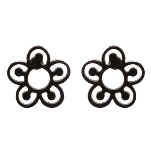 Detailansicht der minimalistischen schwarzen hohlen Blumen-Ohrstecker aus Edelstahl