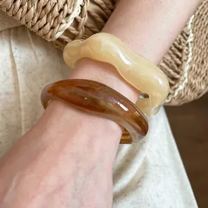 Irregular Wave Open Bangle Acrylic Resin Wide Minimalist Vintage C-Shape Fashion Jewelry For Women