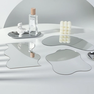 Three-piece irregular wavy acrylic mirror set for jewelry photo props and home decor