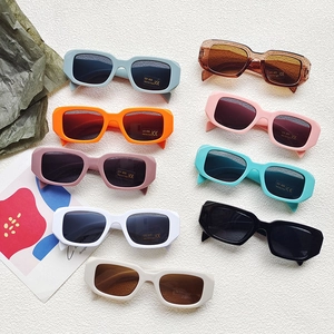 Retro Square Kids Sunglasses UV400 Protection Rectangular Resin Frame Vintage Wide Leg Eyewear For Boys Girls
