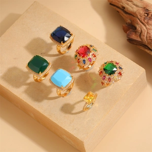 Lussuoso Anello Aperto in Rame Placcato Oro 14K con Zirconia Design Traforato Vintage Pietre Preziose Colorate Regolabile da Donna Gioielli Regalo