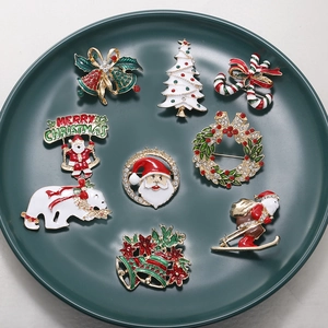 Christmas Brooch Alloy Enamel Rhinestone Santa Claus Reindeer Tree Wreath Jewelry Holiday Decor Gift For Women