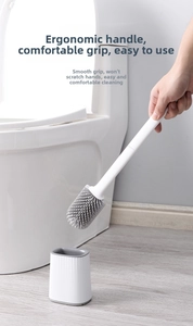 Ergonomic handle of the TPR toilet brush for comfortable and effective cleaning