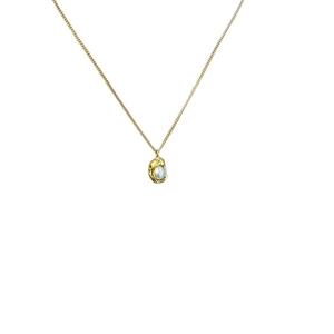 Französische goldene Erbsenkette mit unregelmäßigem Metallsockel und weißer Perle