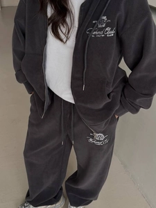 Survêtement en polaire gris anthracite pour femme avec sweat à capuche et pantalon