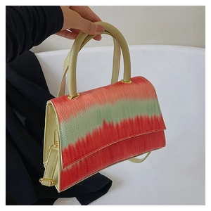 Fashionable red and green gradient crossbody bag with lychee texture and round handle