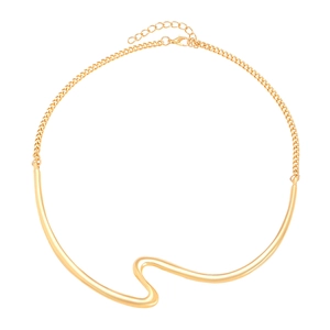Detail of golden wave-shaped metal bar necklace with adjustable lobster clasp chain