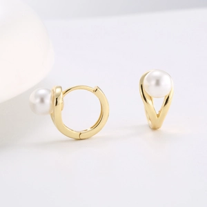 Elegant 14K gold plated S925 silver hoop earrings with white pearls in a minimalist design