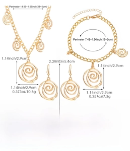 Vue détaillée de la parure bohème dorée avec dimensions du collier et du bracelet