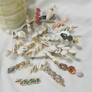 Natural Shell Conch Hair Clips With Faux Artificial Pearl Metal Alloy Handmade Beach Vacation Style For Women Girls