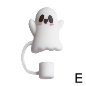 Detail of 10mm white silicone straw topper featuring a cute cartoon ghost for Halloween party