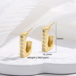 Elegant gold S925 silver U-shape earrings with sparkling cubic zirconia inlays