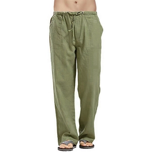Dettaglio dei pantaloni in lino verde oliva con elastico in vita e trama a vestibilità ampia