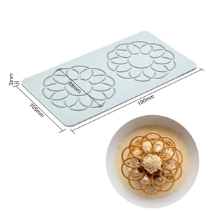 Silicone lace mold measuring 196x105x3mm for creating 89mm petal dessert decorations