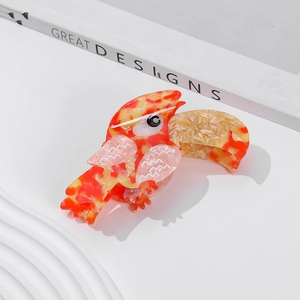 Fashionable owl hair claw clip with colorful marble acetate texture and wings