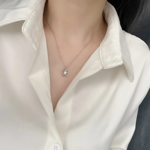 French style natural freshwater pearl necklace with silver titanium steel pea pendant chain