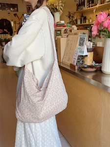 Large floral canvas tote bag for women with vintage floral pattern and shoulder strap