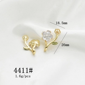 Detailed size parameters for rose flower and leaf alloy pendants for DIY jewelry making