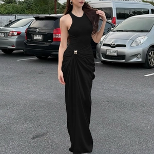 Robe Maxi Sans Manches Femmes Patchwork Satin Col Rond Taille Plissée Boucle Métallique Sexy Élégante Soirée Robe Longue