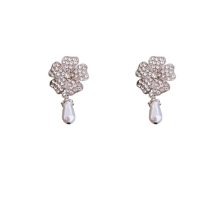 Elegant floral stud earrings with sparkling rhinestones and white teardrop pearl drops