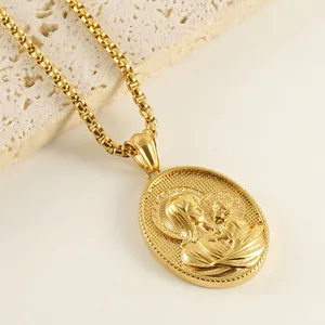 Collier Pendentif Vierge Marie Madone Enfant Acier Inoxydable Plaqué Or 18K Relief Religieux Chaîne Boîte
