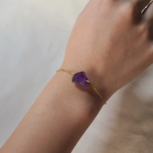 Irregular raw amethyst crystal bracelet with dainty gold stainless steel chain