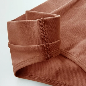 Brick red ribbed cotton sports underwear for women with durable double-stitched edges