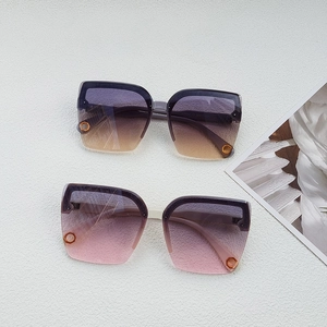 Chic oversized square sunglasses with purple gradient lenses and gold hexagon accents