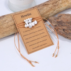Set de pulseras de cuentas de howlita hechas a mano con cordón y tarjeta de regalo