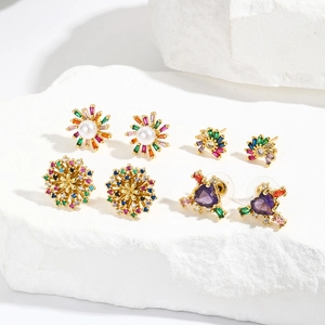 Cubic Zirconia Heart Flower Stud Earrings Copper 18K Gold Plated Geometric Chic Fashion Jewelry Women