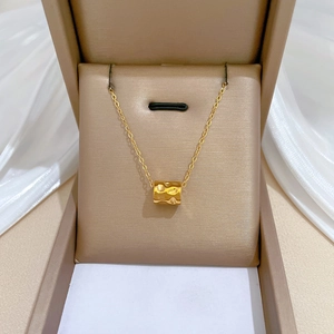 Minimalist Hammered Cylindrical Pendant Necklace Titanium Steel Gold Plated Clavicle Chain For Women