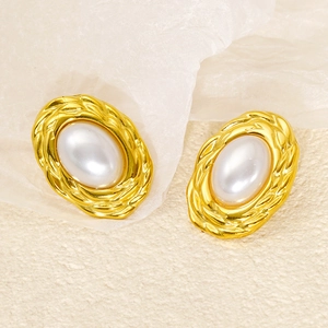 Elegant gold-plated stainless steel stud earrings with oval pearl and twisted rope texture