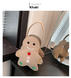 Détail du sac à main en feutre bonhomme de pain d'épices kaki avec broderie fine