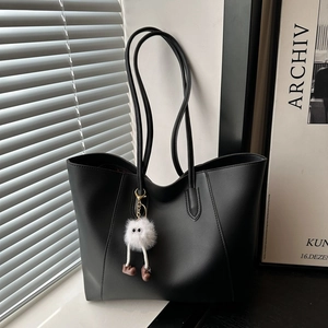 Women Large Capacity Tote Bag Minimalist PU Leather Shoulder Bag Retro Commuter Handbag With Plush Monster Pendant Decor