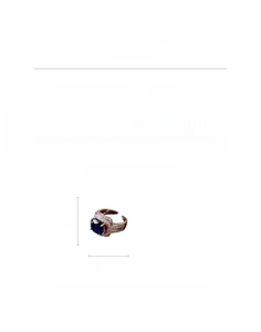 Vue détaillée d'une bague en cuivre avec pierre bleue et monture en zircon de 2,7 cm