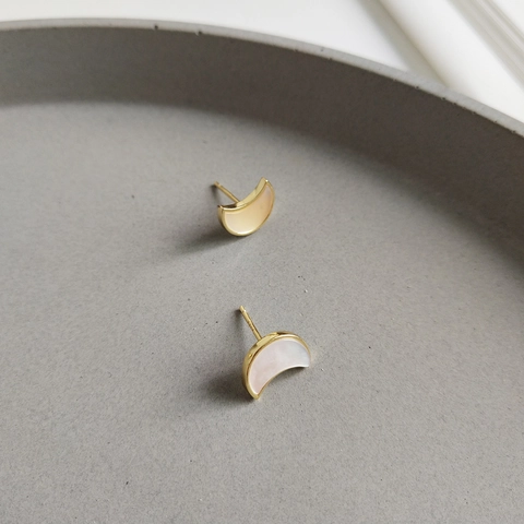 Pendientes De Luna Creciente Con Incrustaciones De Concha Y Poste De Plata De Ley 925 Chapados En Oro Joyería De Moda Coreana