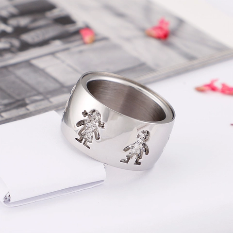 Anello A Fascia Larga In Acciaio Inossidabile Silhouette Bambino E Bambina Svuotata Con Zirconi Gioielli Moda Unisex