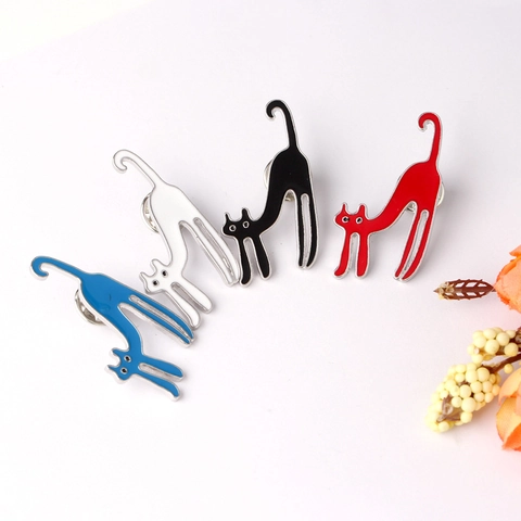 Simpatico Spilla In Smalto Gatto Cartone Animato Pin Lega Olio Goccia Forma Animale Distintivo Risvolto Per Borse Maglioni Accessori