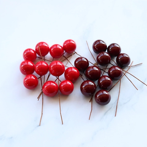 Artificial Red Berries Glossy Foam Holly Berry Stems Bendable Iron Wire For Christmas Tree DIY Crafts Home Vase Decor