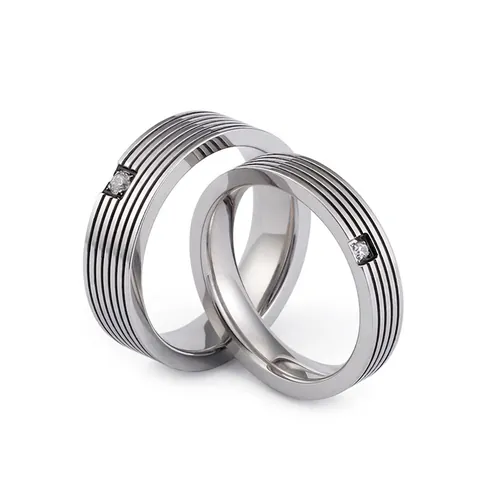 Anillo De Acero Inoxidable Minimalista Ranuras Paralelas Circonita Única Joyas De Estilo Industrial Para Parejas
