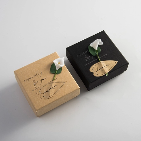 Astuccio Regalo Per Gioielli In Carta Kraft Organizzatore Di Gioielli Quadrato Con Calla Bianca Per Collana Anello Orecchino Bracciale