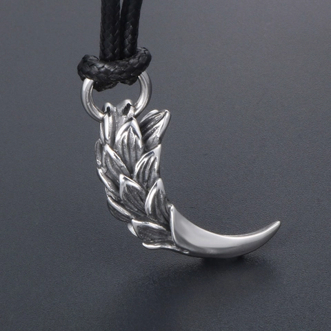Retro Dragon Scale Wolf Tooth Pendant Necklace 316L Stainless Steel Vintage Claw Gothic Jewelry For Men And Women