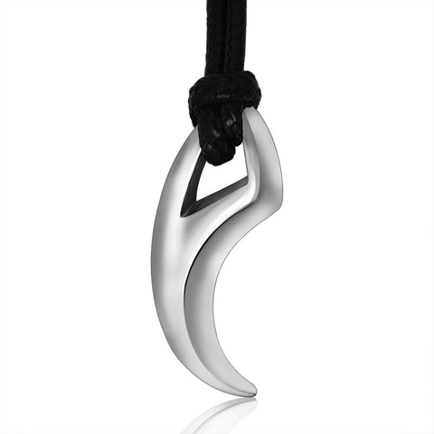 Collana Con Pendente A Dente Di Lupo Acciaio Inossidabile 316L Lucidato Stile Gothic Punk Per Uomo E Donna Con Cordino Nero
