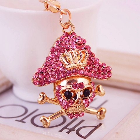 Creative Pirate Skull Rhinestone Keychain Gold Metal Crown Pendant Fashion Bag Charm Gift Accessory For Men Women