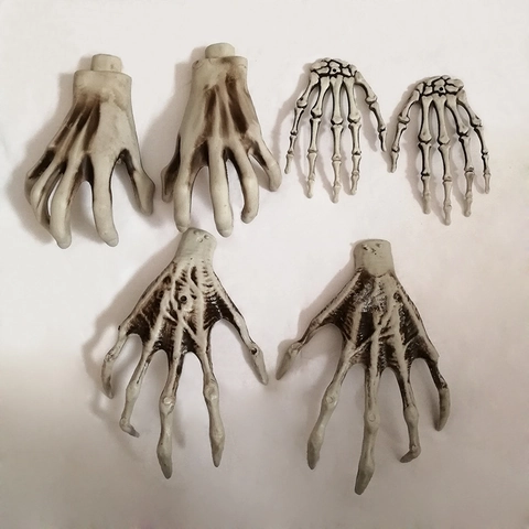 Halloween Realistic Skeleton Hand Plastic Witch Claw Props For Scary Haunted House Party Decor